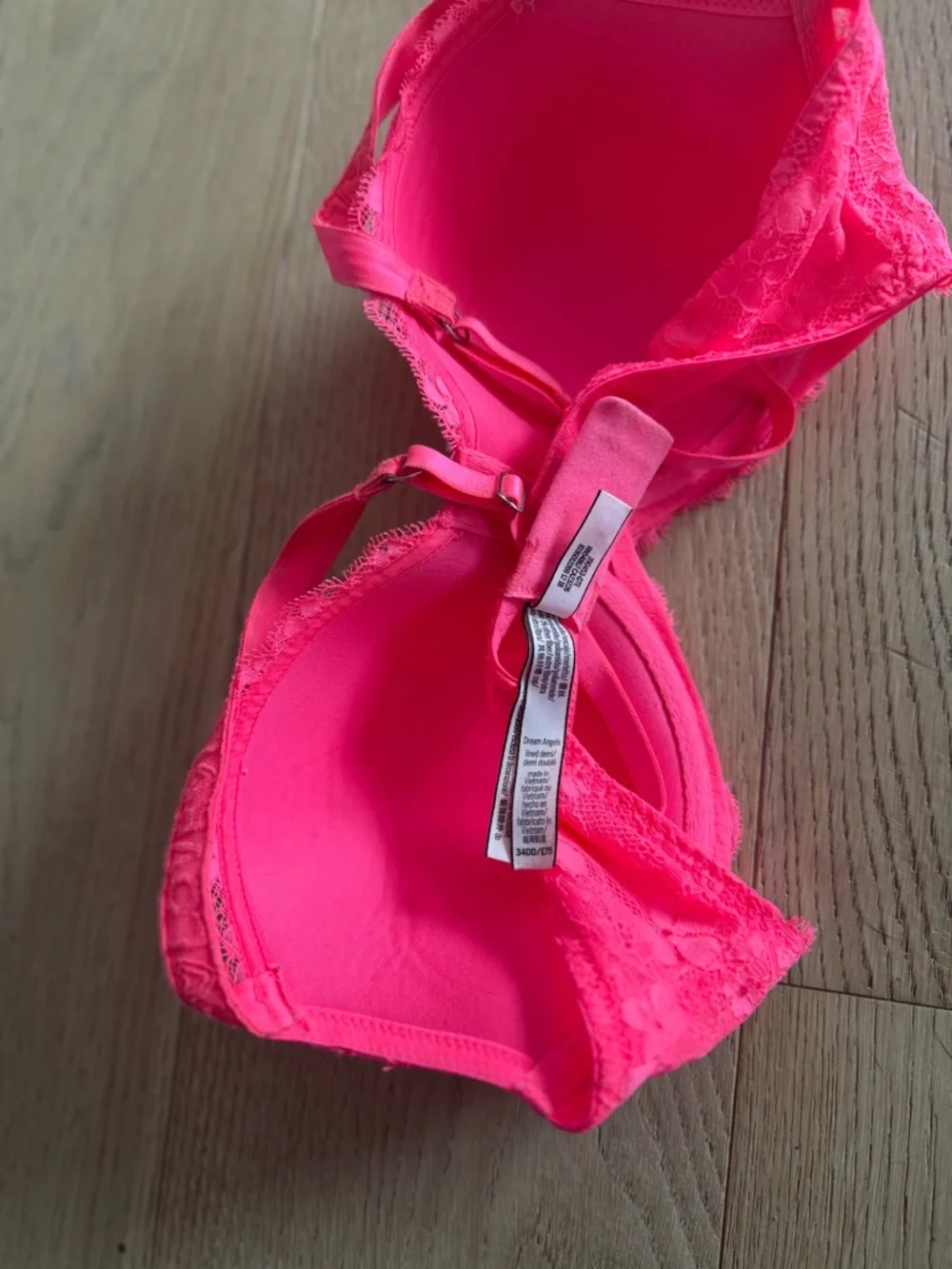 Victoria's Secret Pink Lace Underwire Bra Push Up 34DD - Picture 6 of 8